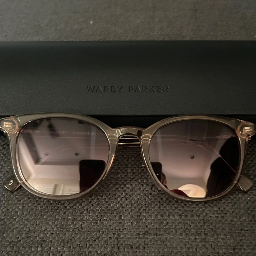 Warby Parker Durand sunglasses - like new! - Picture 2 of 7